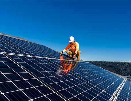 Trouver des chantiers d'installation de panneaux solaires