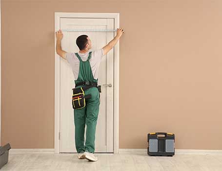 Trouver des chantiers de pose de portes d'entrée